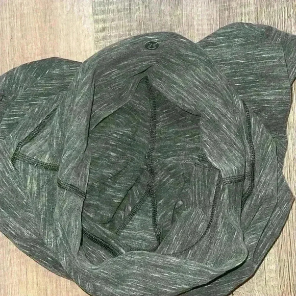 Lululemon leggings cropped yoga sizs 6 in green - Picture 5 of 10